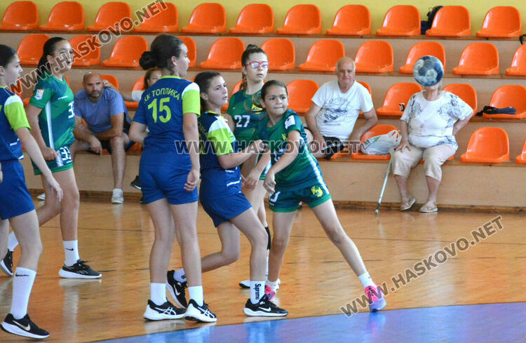 Стартира Държавният финал по хандбал за момичета до 12 години