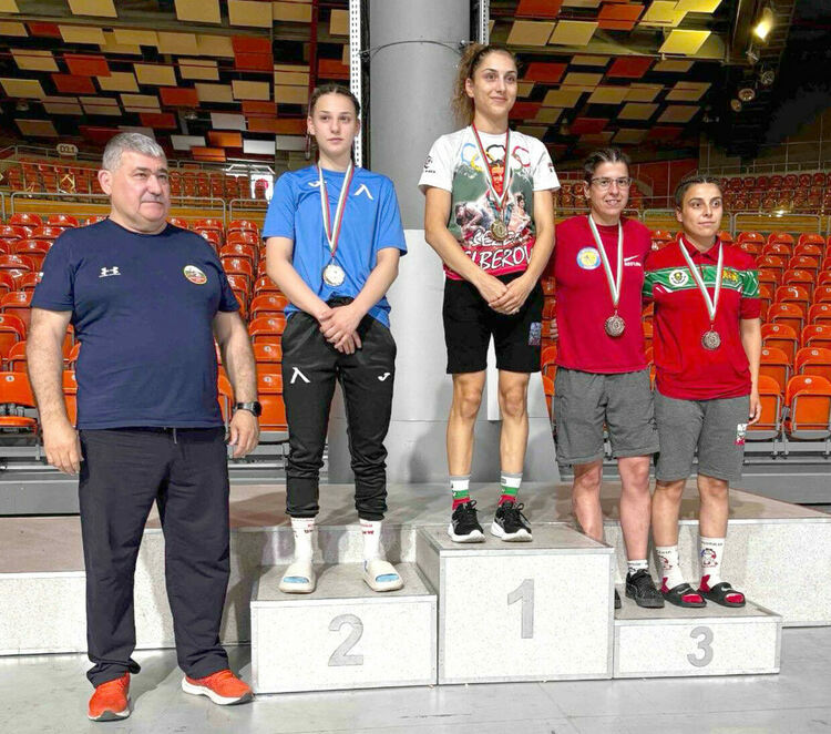 Петя Делчева се върна на тепиха и стана републиканска вицешампионка