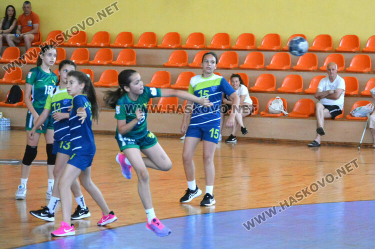 Стартира Държавният финал по хандбал за момичета до 12 години
