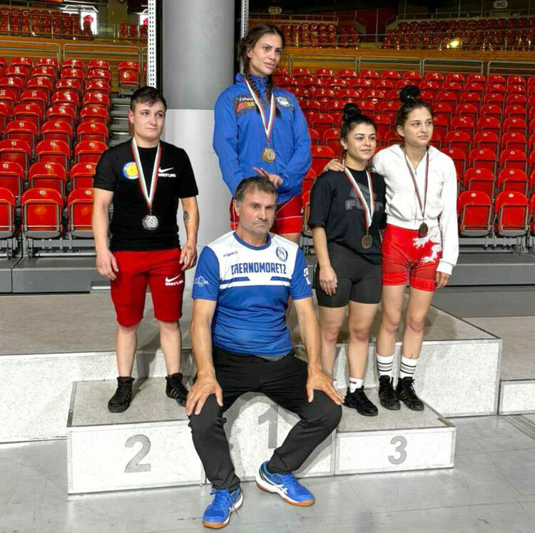 Петя Делчева се върна на тепиха и стана републиканска вицешампионка