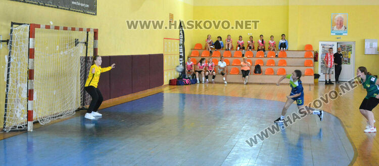 Стартира Държавният финал по хандбал за момичета до 12 години