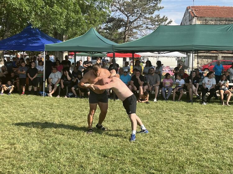 Над 60 борци излязоха на алая в село Иваново