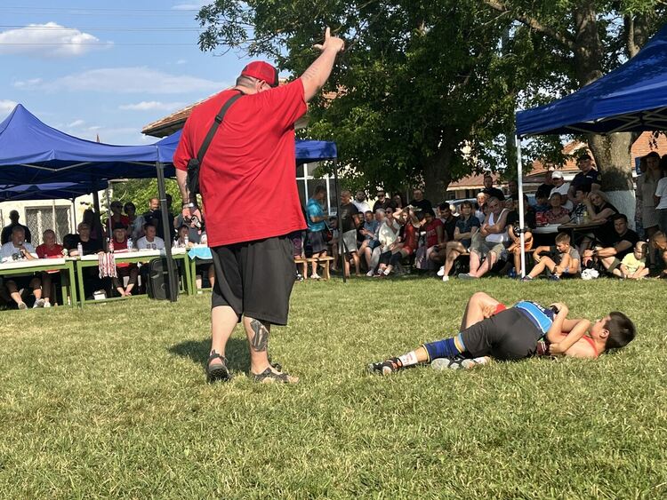 Над 60 борци излязоха на алая в село Иваново