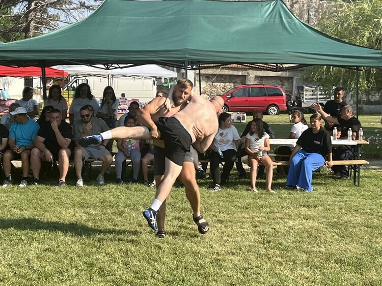 Над 60 борци излязоха на алая в село Иваново