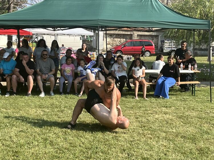 Над 60 борци излязоха на алая в село Иваново