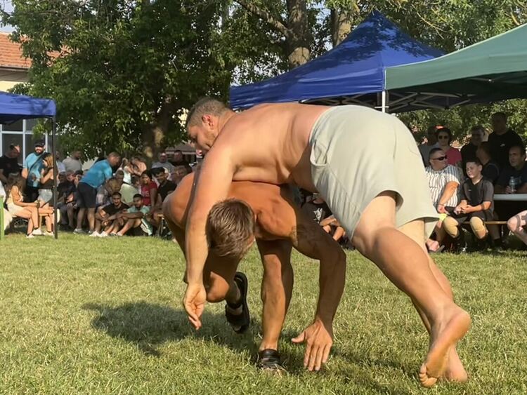 Над 60 борци излязоха на алая в село Иваново