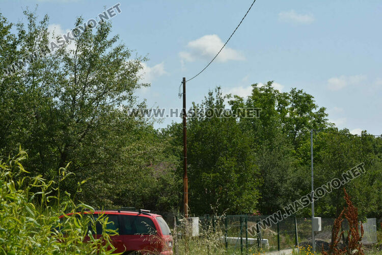Млад мъж бе ударен от ток при ремонт на покрив в Хасково