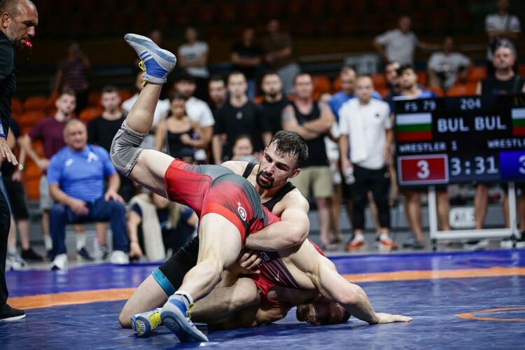 Стилиян Илиев отново е шампион на България, Мерт Славов с трето място на първенството по борба