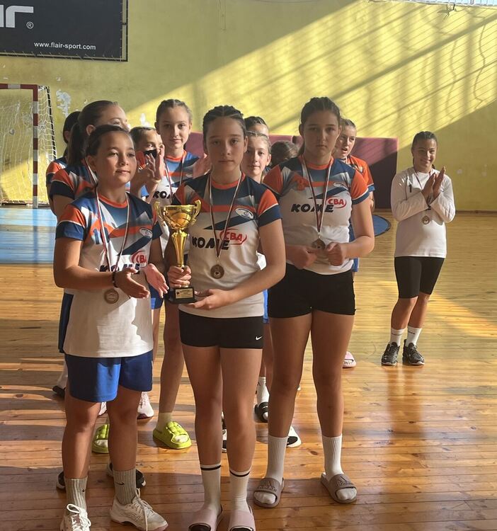 Бронзовите медалистки от ХК „Сливница“