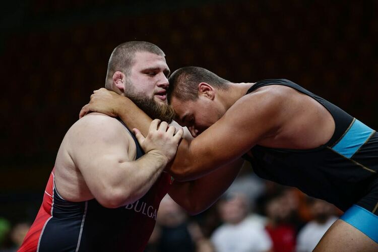 Стилиян Илиев отново е шампион на България, Мерт Славов с трето място на първенството по борба