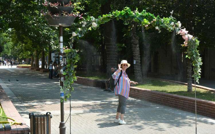 Слънчево, заоблачаване следобед в Източна България