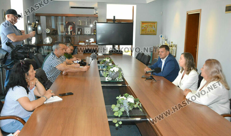 Още едно висше учебно заведение в София предлага дистанционно обучение в Хасково