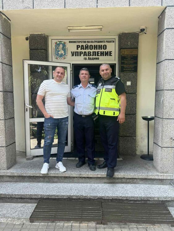 Полицаите от Кърджалийска област излязоха на протест срещу натиска срещу техните колеги от Варна