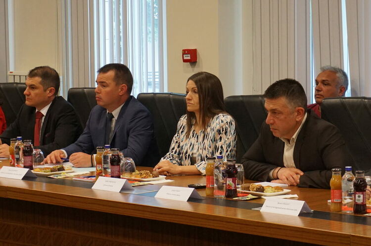 Безкрайният керван на гастарбайтерите потегли – мислят как да облекчат трафика 