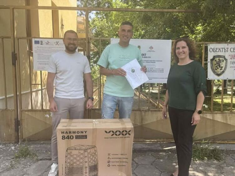 Започна раздаването на компостери в Община Радомир