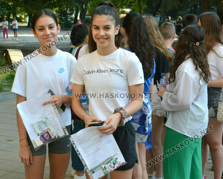 1754 ученици се явяват на Национално външно оценяване по БЕЛ в Хасковска област