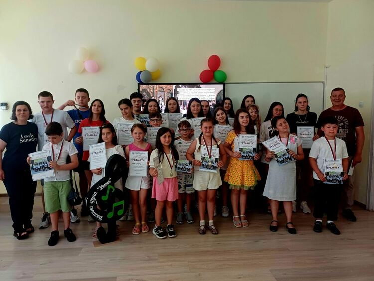 Паисиевци отличиха първенците си на празничен концерт