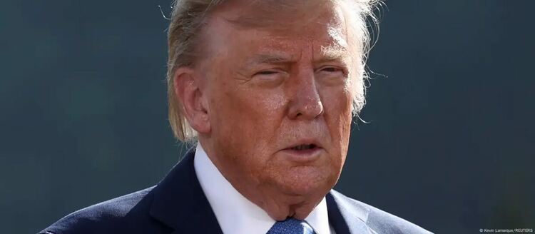 Ще започне ли Тръмп война срещу Иран?