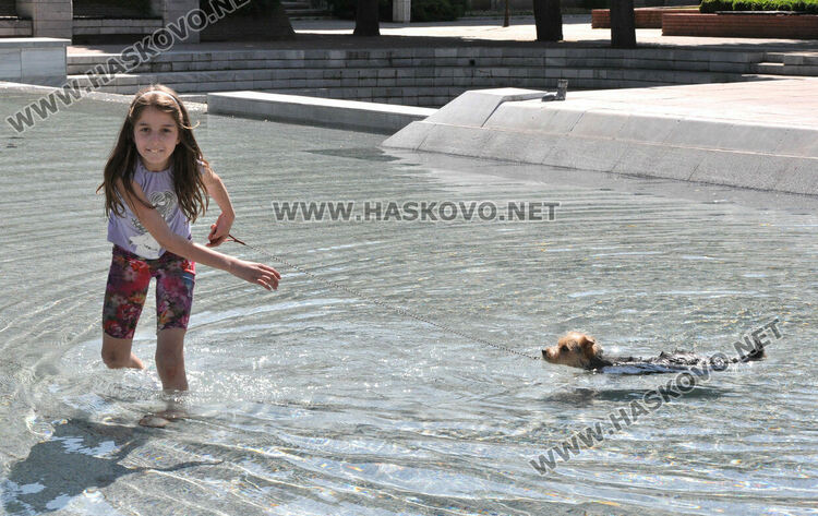 Слънчево и горещо време в четвъртък