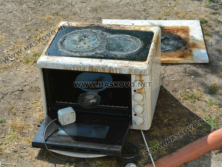 Готварска печка предизвика пожар на ул. „Казанлък“ в Хасково