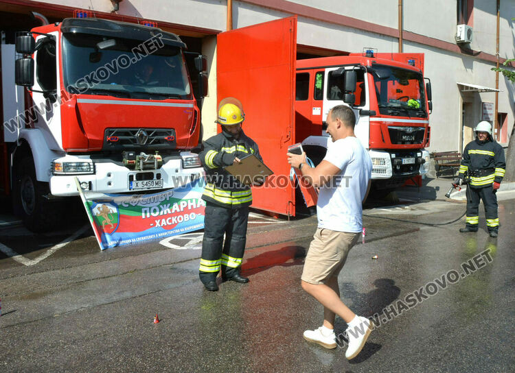 Ритуално изкъпаха хасковския пожарникар и бивш борец Стефан Ангелов