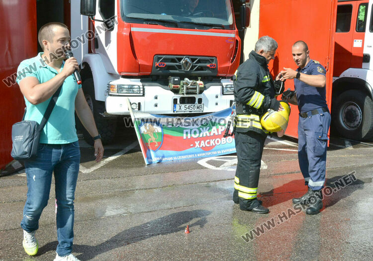 Ритуално изкъпаха хасковския пожарникар и бивш борец Стефан Ангелов