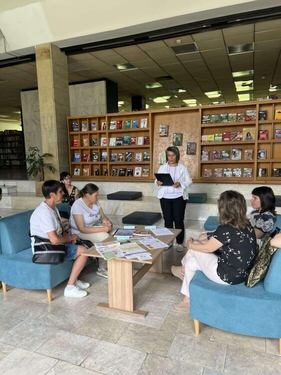  С изложба „Училищен печат“ Регионалната библиотека в Смолян отбеляза 65 години от обединението на града