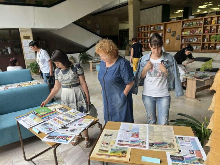  С изложба „Училищен печат“ Регионалната библиотека в Смолян отбеляза 65 години от обединението на града