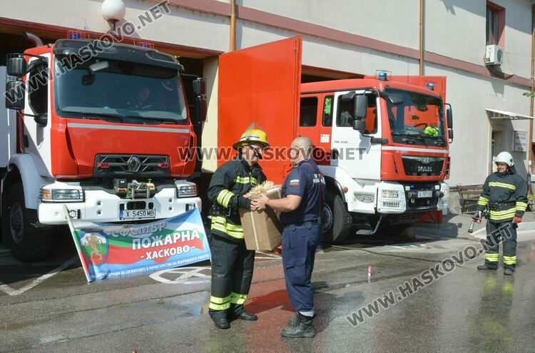 Ритуално изкъпаха хасковския пожарникар и бивш борец Стефан Ангелов
