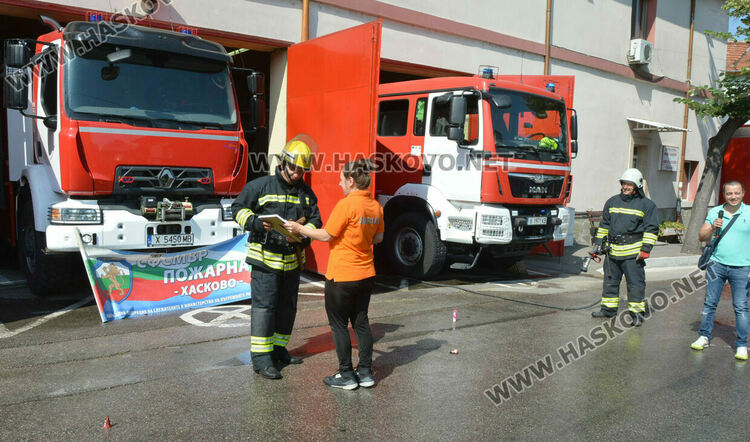 Ритуално изкъпаха хасковския пожарникар и бивш борец Стефан Ангелов
