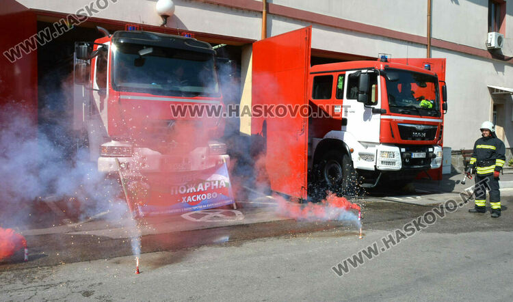 Ритуално изкъпаха хасковския пожарникар и бивш борец Стефан Ангелов