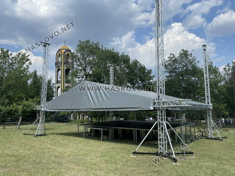 „Сцена на края на града“ в Хасково – театър, музика, изложби и едно гостуване на Ямача, за което знаят и в Холивуд