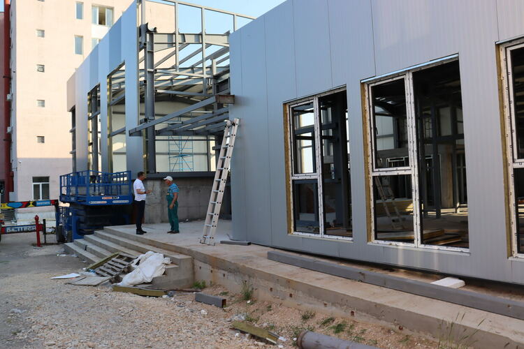 Продължава изграждането на Центъра за високи постижения в ПГДС-Хасково