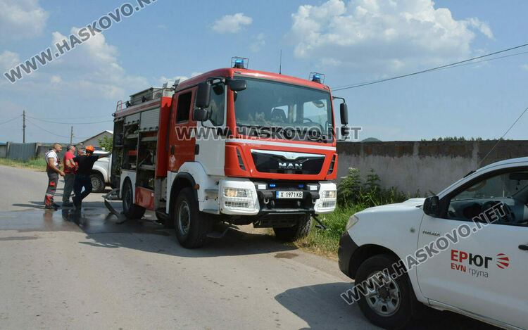 Пожар избухна в стопанска постройка с около 70 крави и телета