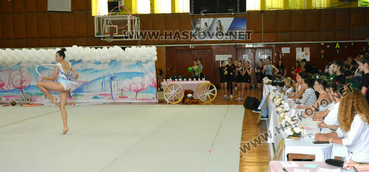 Гимнастички от България и Босна и Херцеговина участват в турнира “Кралица на Аида”