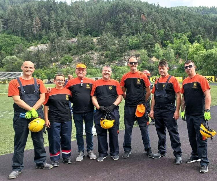 ДФ "Асеневци" се представи блестящо на Републиканско състезание в Смолян