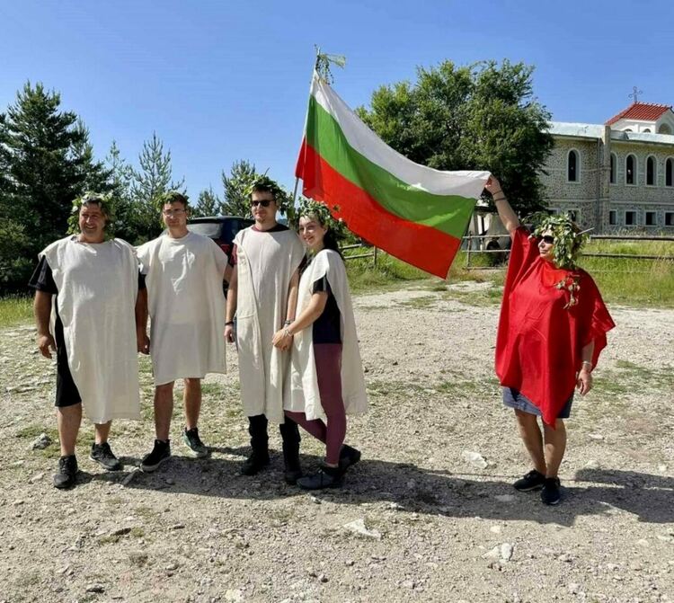 Еньовден на Тракийско скално светилище "Беланташ" край Асеновград