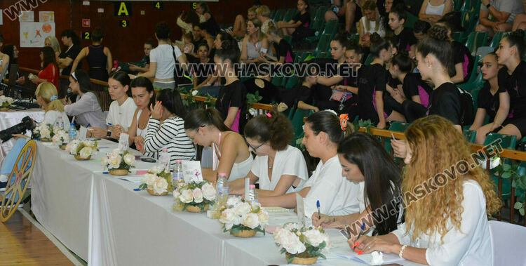 Гимнастички от България и Босна и Херцеговина участват в турнира “Кралица на Аида”