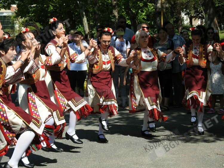   Отбелязаха 105 год. от организираното тракийско движение в Кърджали с голям събор