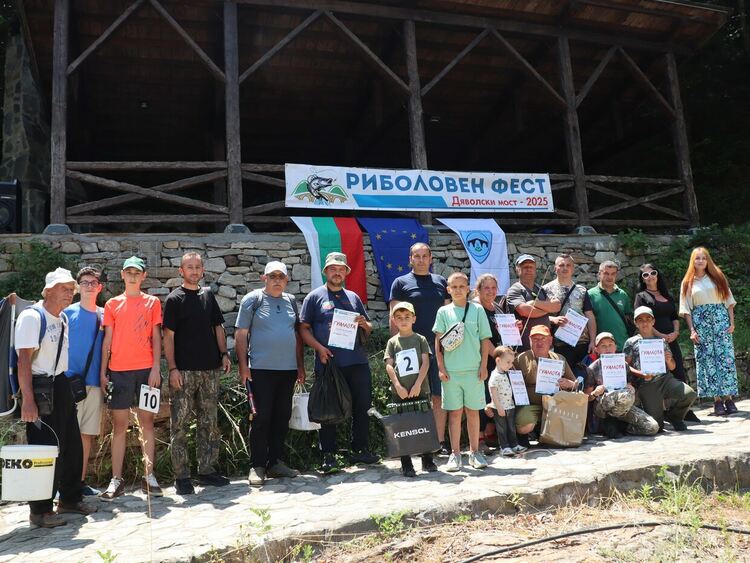 Смолянчанинът Венцислав Костадинов  отново триумфира на Риболовния фест край Дяволския мост