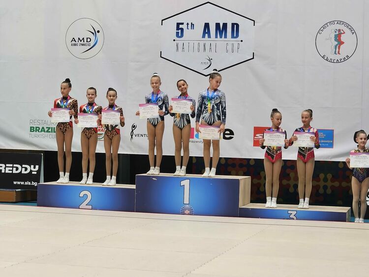 Състезателите на „Виолена“ с куп медали и призови места от национален турнир