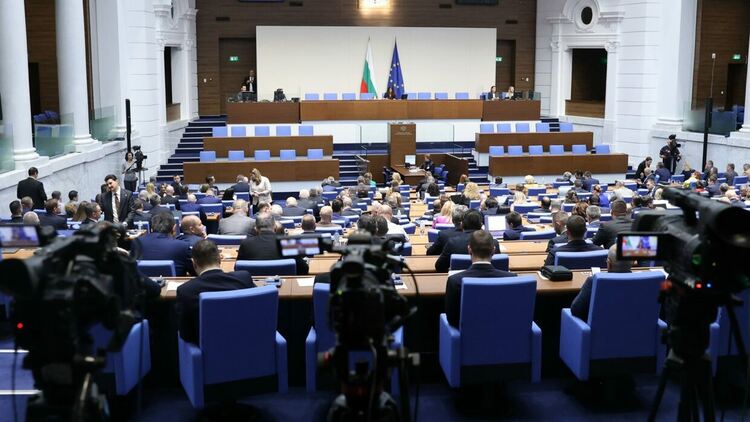 Защо има Група за приятелство с Русия в НС? Наталия Киселова: Не сме им обявили война