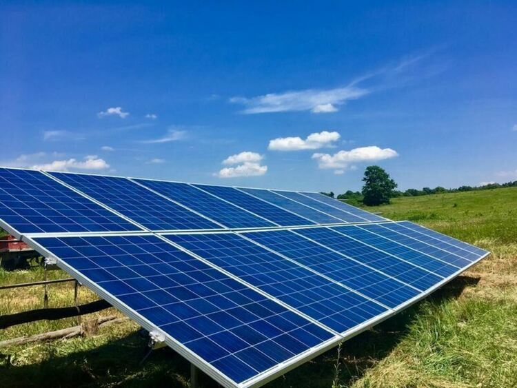 За първи път: Соларите произведоха повече ток, отколкото България консумира