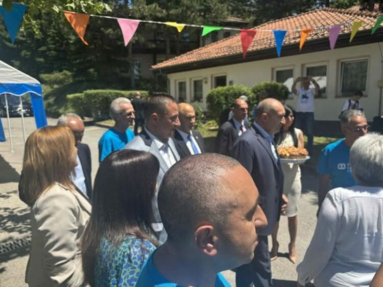 Тържествено се отбеляза 35-ата годишнина от създаването на SOS Детски селища – България