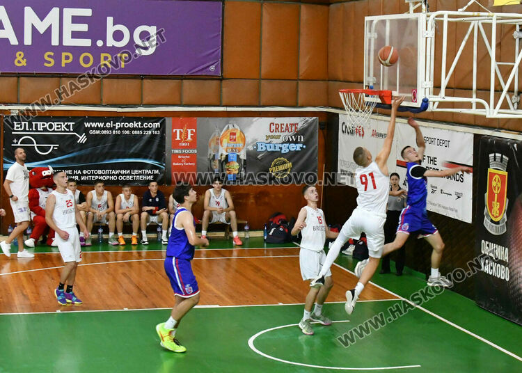 Юношите на БК „Хасково“ се класираха за финал 