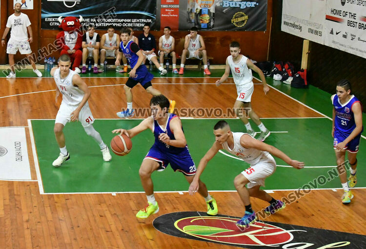Юношите на БК „Хасково“ се класираха за финал 