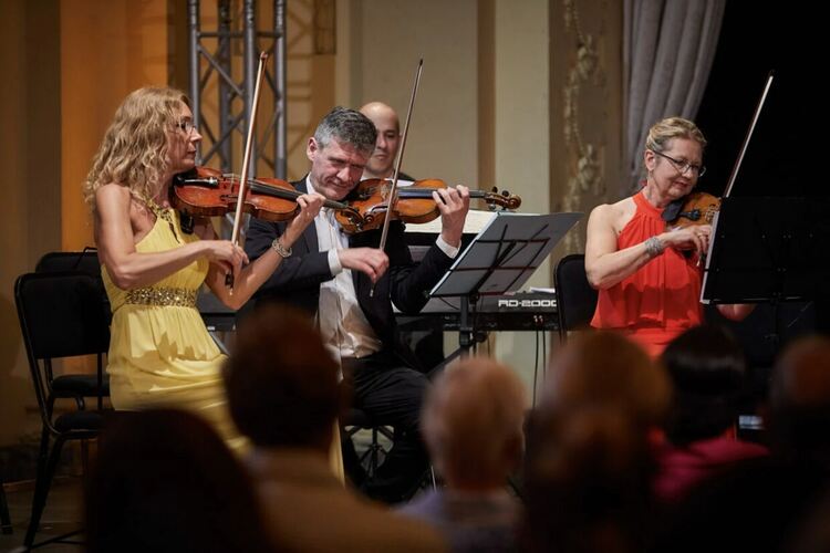 „Йохан Щраус Виртуозен Оркестра“ с бляскаво турне в България