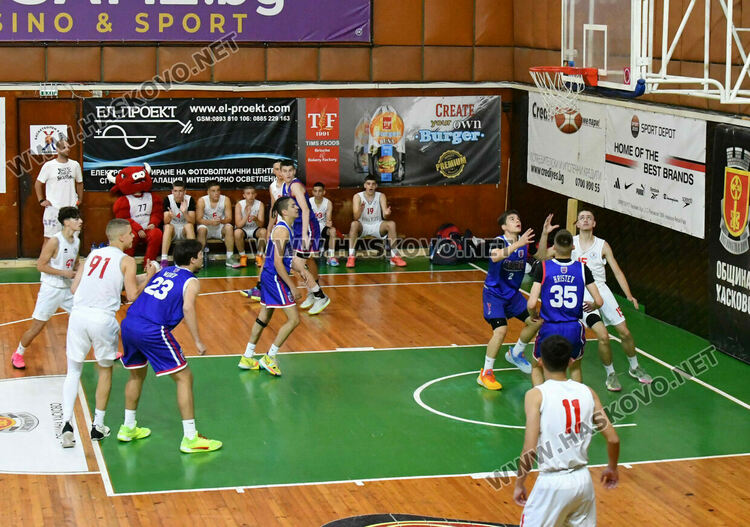 Юношите на БК „Хасково“ се класираха за финал 