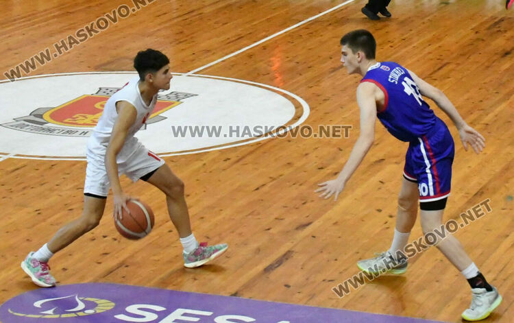 Юношите на БК „Хасково“ се класираха за финал 