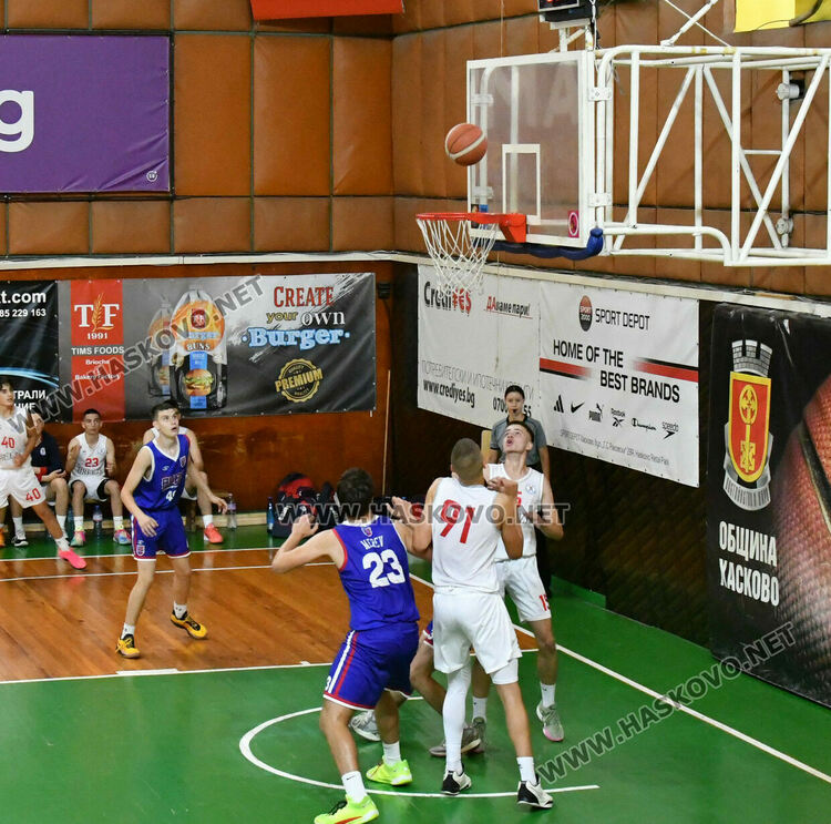 Юношите на БК „Хасково“ се класираха за финал 